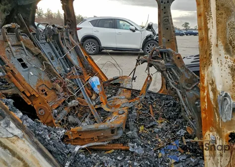 2024 BMW X7 M60I z USA, uszkodzony, nr VIN 5UX33EM06R9T35718